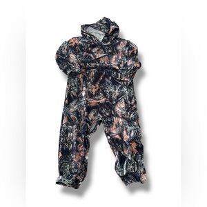 NWOT Boys Camouflage One Piece Outfit w/Hood Infant 12 Months to 18 Months